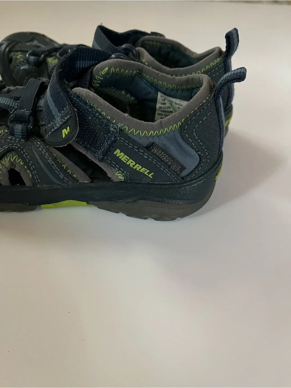 Merrill Kids Hydro Trekker size 12 green and blue